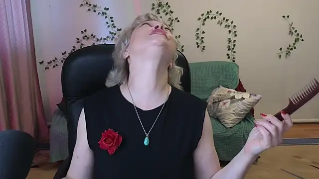 Rosette Pricky online show from June 13, 2:58 pm