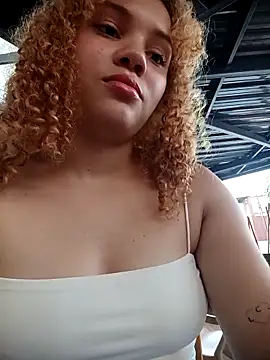 SirenRouge 69 online show from September 18, 9:46 pm