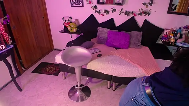 Dakota ro online show from January 12, 2:55 pm