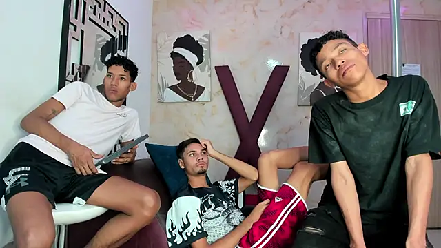 BEAUTY BOYS1 online show from April 17, 2:19 pm