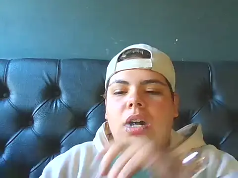 Hailey Curvy online show from September 22, 10:08 pm