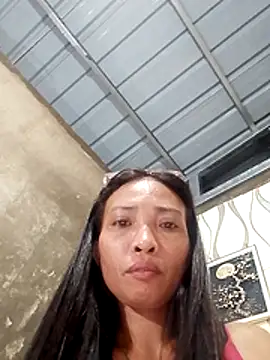 pinayhotii online show from February 13, 11:23 am