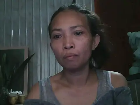 pinayhotii online show from September 18, 10:19 pm