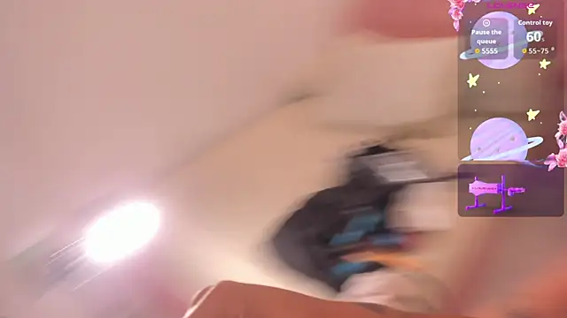 mia yeager online show from October 31, 4:58 am