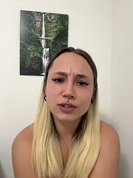 stelli 99 online show from October 12, 4:20 pm