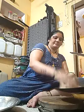 Rakhi99x online show from October 4, 3:45 am