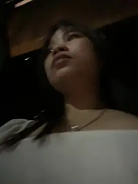 Ngoc-bbi online show from March 26, 11:50 pm