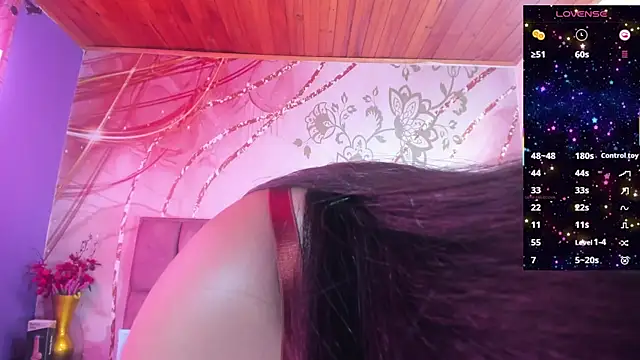 luna maisonn online show from September 16, 8:17 pm