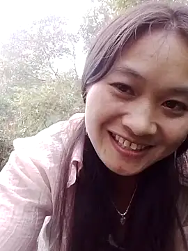 lusy-bae online show from October 2, 10:09 am