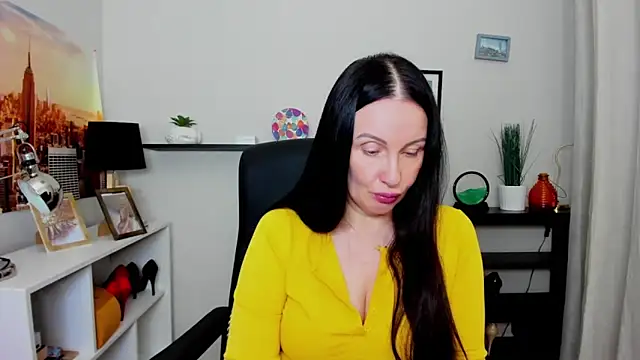 Velvet Jasmine online show from October 14, 5:43 am