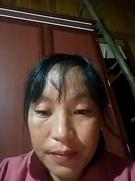 miss-su online show from October 23, 7:20 pm