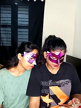 your chandni04 online show from November 4, 8:52 am