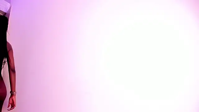 Stefannyevans  online show from May 30, 12:25 pm