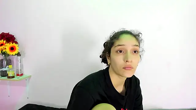 TeensNews18 online show from October 9, 2:15 am