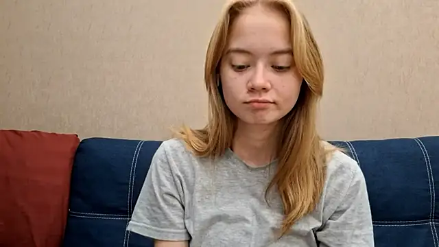 ALISALISAAS online show from September 15, 3:09 pm