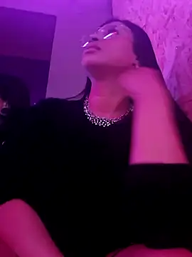 Tigresa23 online show from April 17, 2:02 am