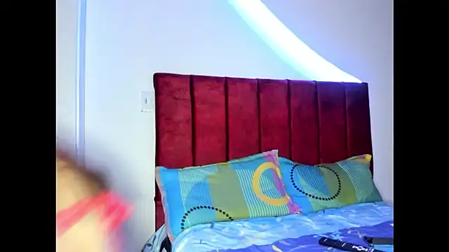 ScarletWitch X online show from September 18, 5:06 am