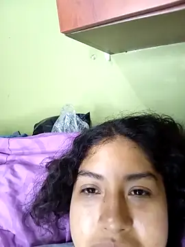 Syndel23 online show from April 12, 2:53 pm