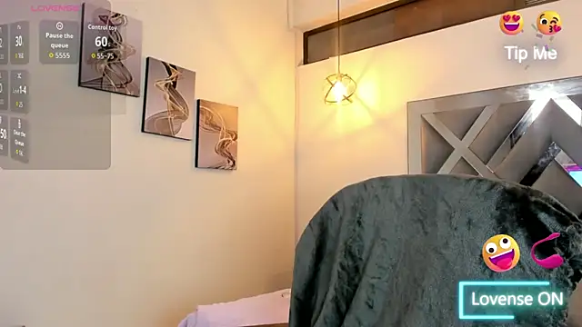 Candy Hott7 online show from October 20, 8:01 pm