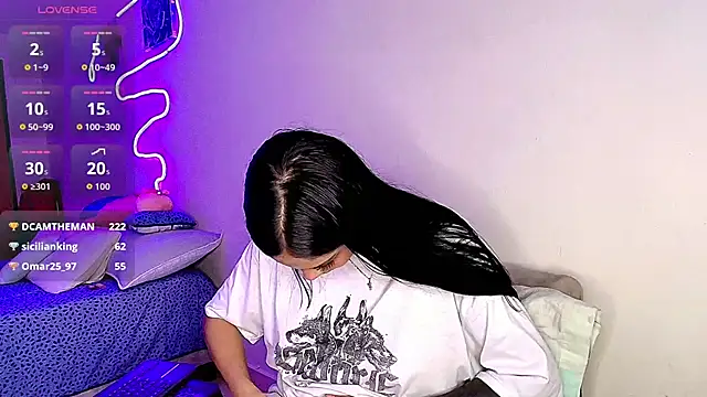 mia yireth online show from June 4, 1:00 am