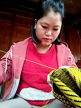 maycuc123 online show from January 9, 1:32 am