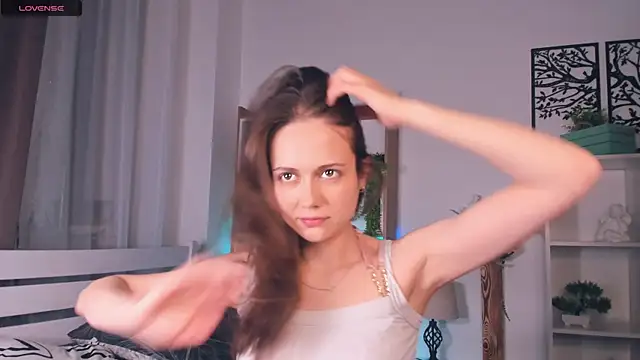 DarnellPesnell online show from October 18, 10:22 pm