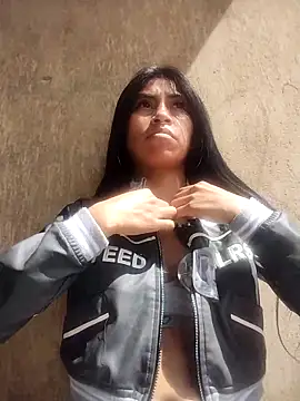 Pocahontas tw online show from February 3, 3:39 pm