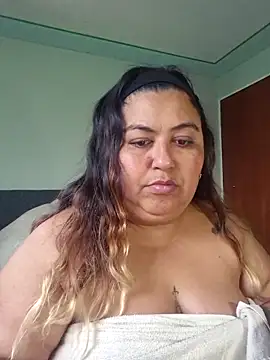 curvy diva  online show from February 25, 11:42 am