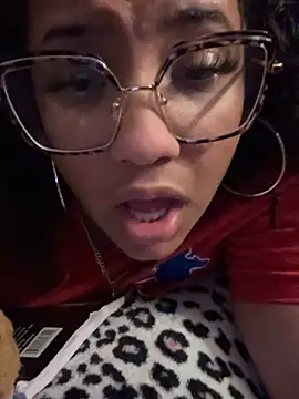 StylishEchium online show from April 23, 2:19 am