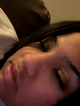 StylishEchium online show from November 25, 8:16 am