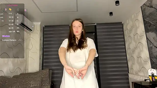 CharlynDini online show from November 27, 4:10 pm