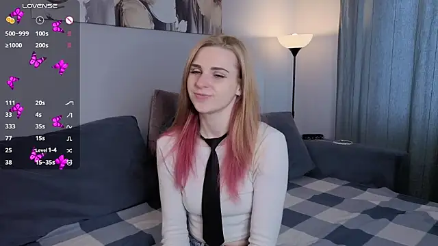 HelenMartines online show from October 15, 10:07 am