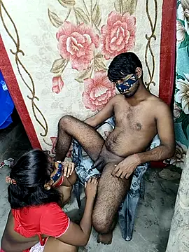 sexy-couple77 online show from September 15, 5:31 pm