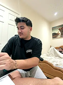 mixedcouplee69 online show from December 19, 10:35 pm