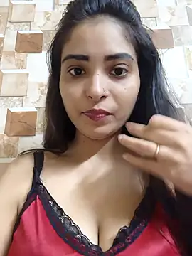 QUEEN-ADITI online show from October 3, 5:51 pm