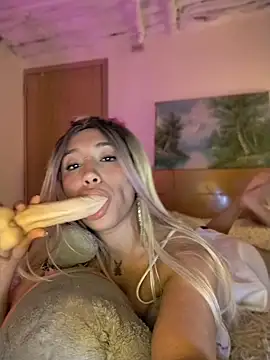 Ella rr online show from March 20, 3:55 am