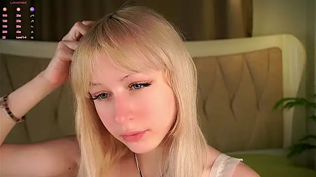 MarciDarugar online show from October 20, 3:04 pm