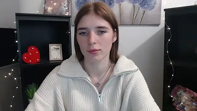 JuiceLips   online show from November 13, 5:23 pm