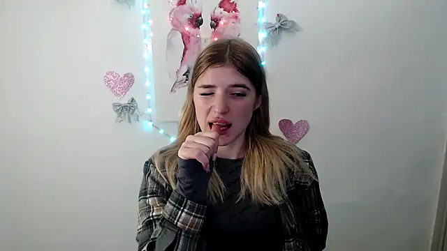 JuiceLips   online show from November 27, 1:58 pm