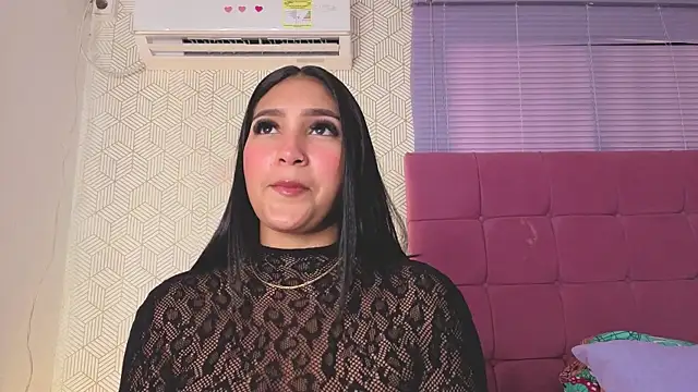 elzafuentes1 online show from July 9, 8:11 pm