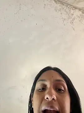 Messy-diana21 online show from March 14, 10:00 pm