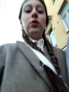 FroggyAnna online show from October 2, 2:33 pm