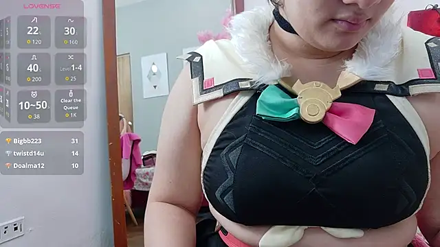 cosplaydate online show from November 28, 3:09 am