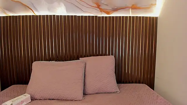 Roxie-NS online show from September 11, 11:43 am