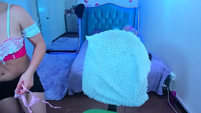 Luna Analya online show from September 29, 11:59 am