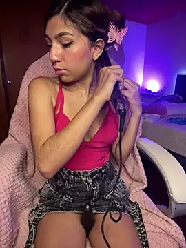 Isabella18 pink online show from October 24, 3:13 am