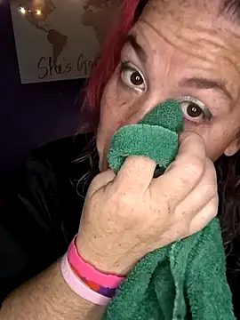 Courdles online show from November 24, 10:06 am