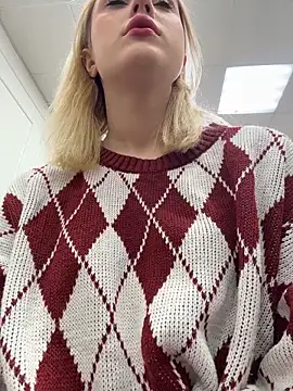 CaitlinSugar online show from November 3, 4:27 am