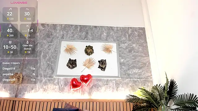 princequinn  online show from February 12, 10:44 pm