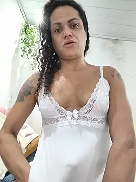 fabiolabarros online show from August 1, 5:09 am